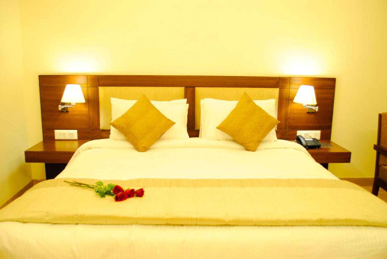 Hotel Forest Avenue - Best Luxury Hotel In Dehradún Kültér fotó