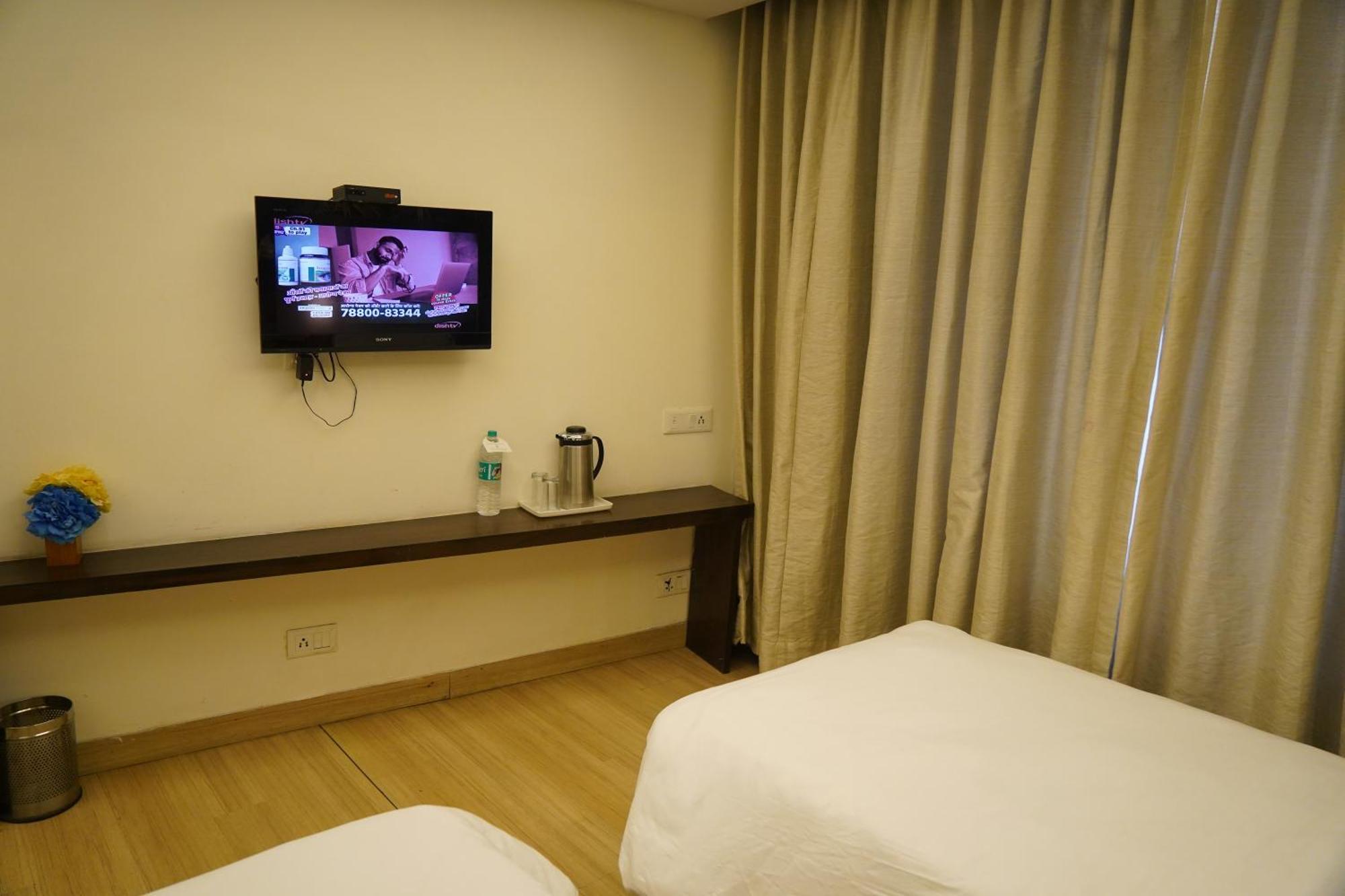 Hotel Forest Avenue - Best Luxury Hotel In Dehradún Kültér fotó