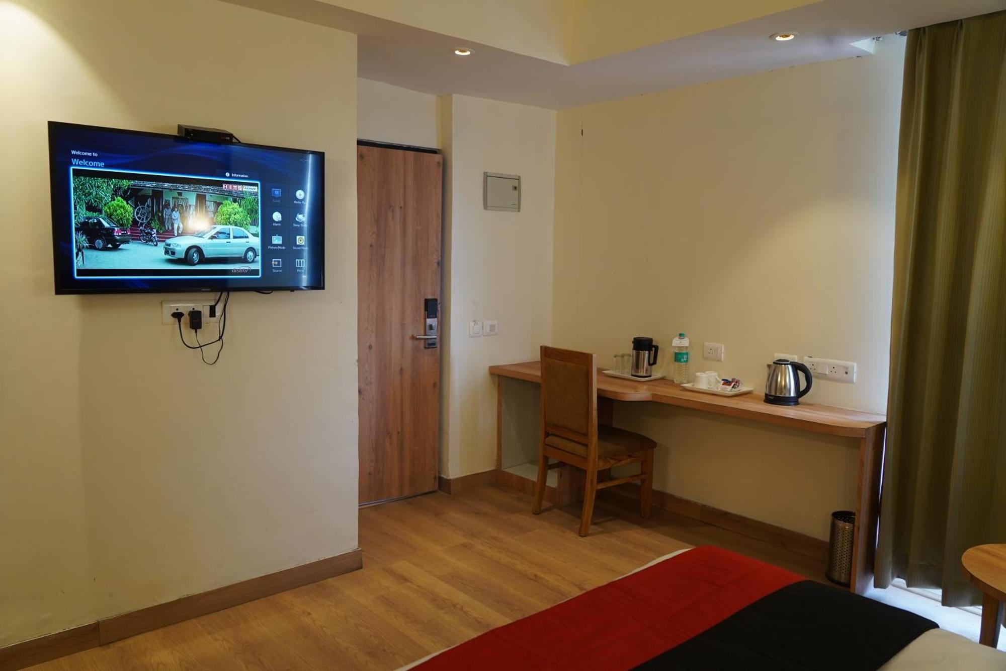 Hotel Forest Avenue - Best Luxury Hotel In Dehradún Kültér fotó