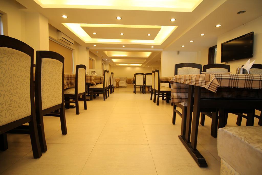 Hotel Forest Avenue - Best Luxury Hotel In Dehradún Kültér fotó