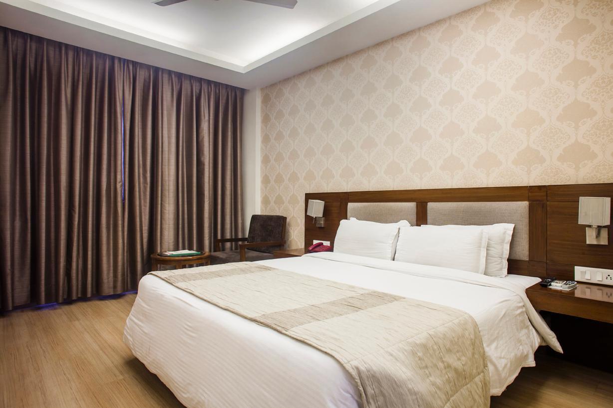 Hotel Forest Avenue - Best Luxury Hotel In Dehradún Kültér fotó